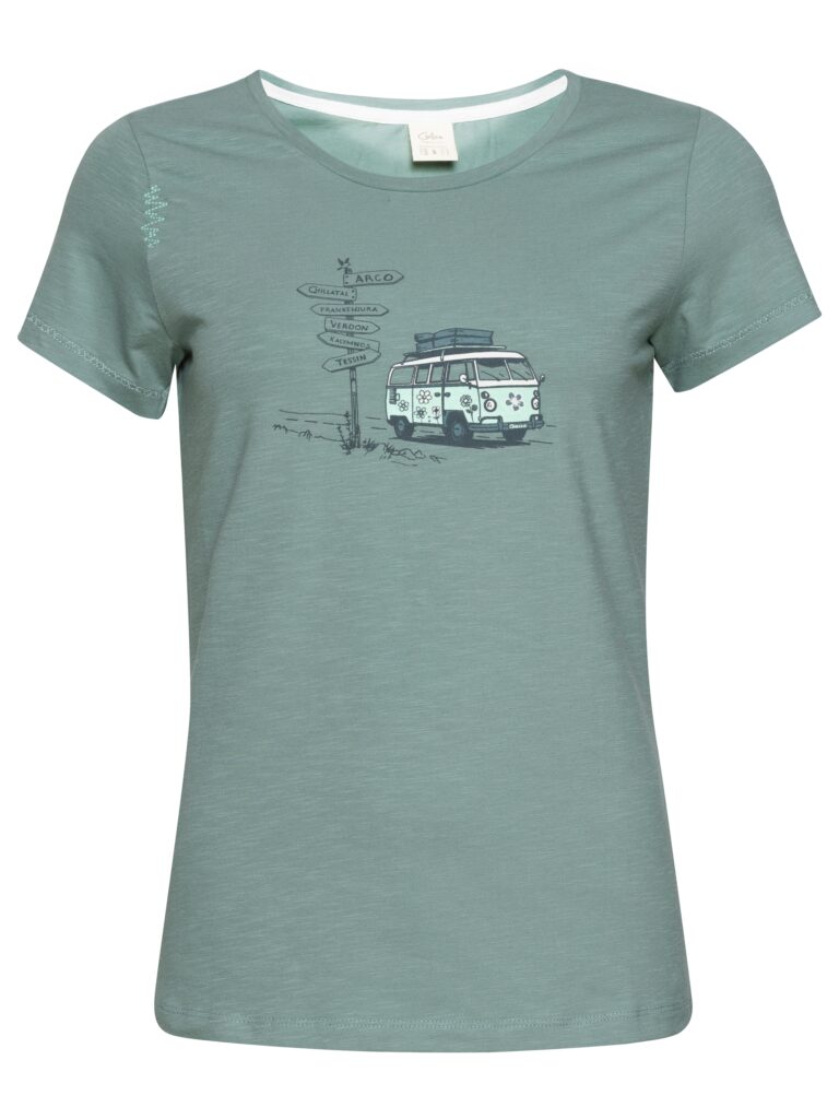 Hellgrünes T-Shirt mit der Grafik eines Lieferwagens und Wegweisern auf der Vorderseite.